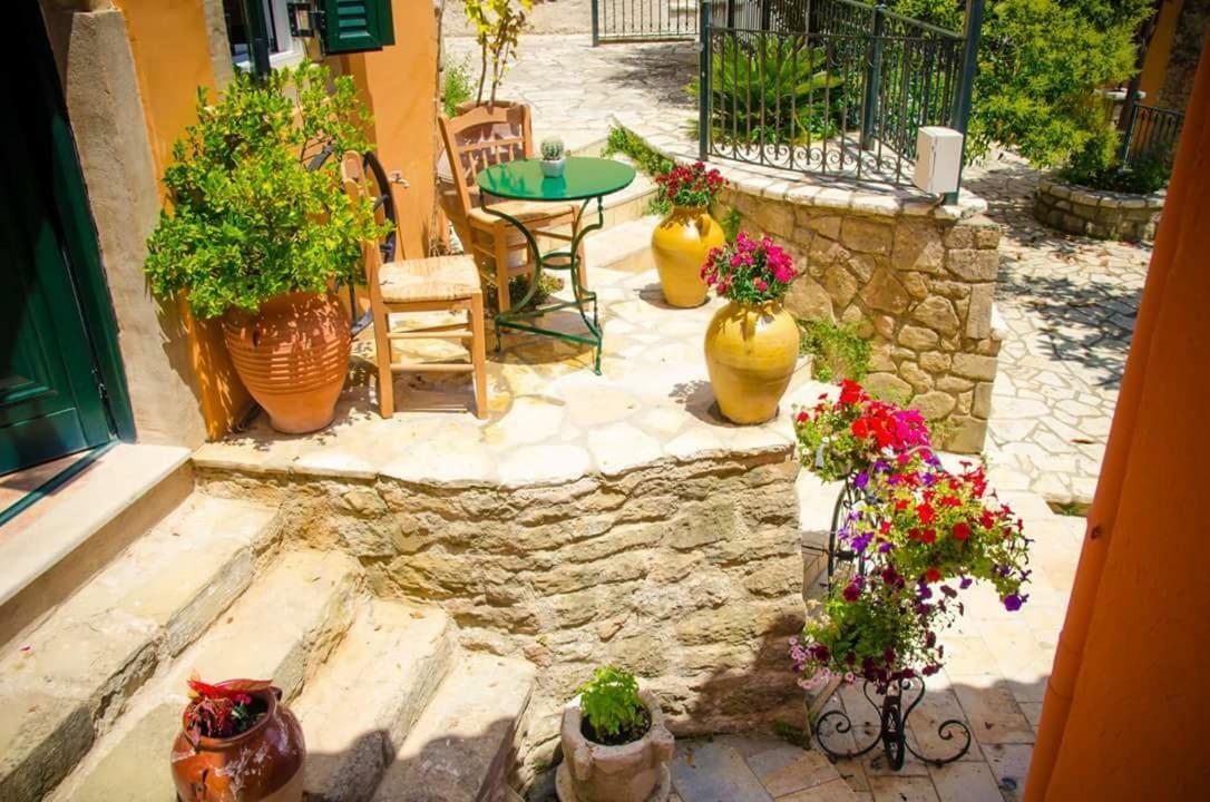 Villa Conte Rari 아기오스고르디오스 외부 사진